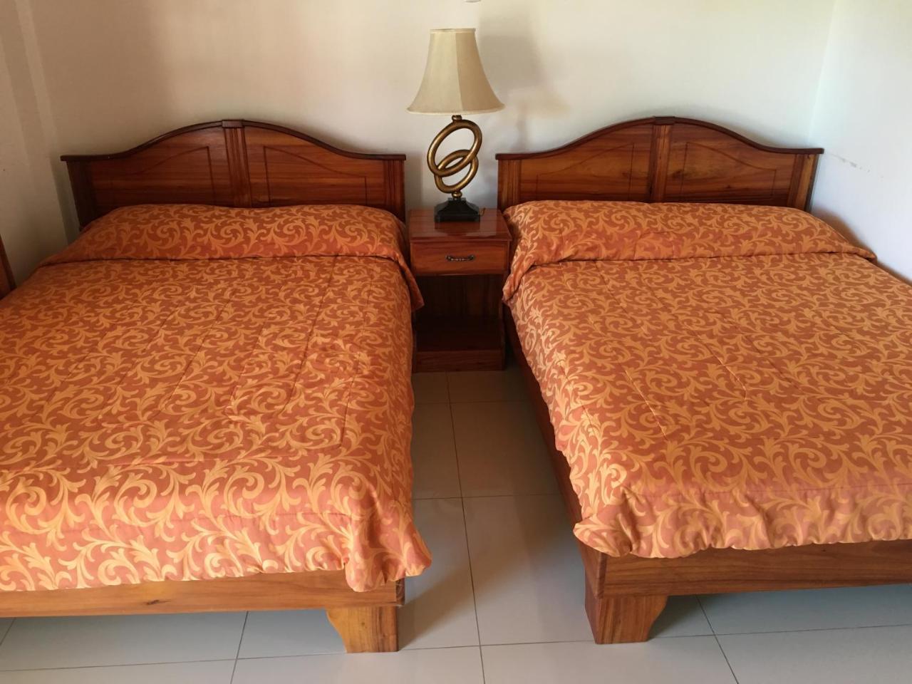 Hotel Los Higuerones Paso Canoas エクステリア 写真